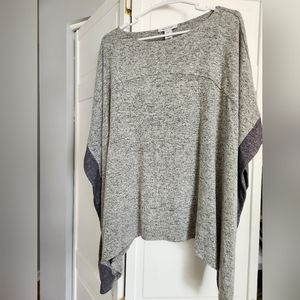 WHBM soft plush gray color block poncho size XXS